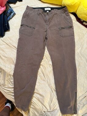 Knox Rose Brown High-Rise Button Front Pants